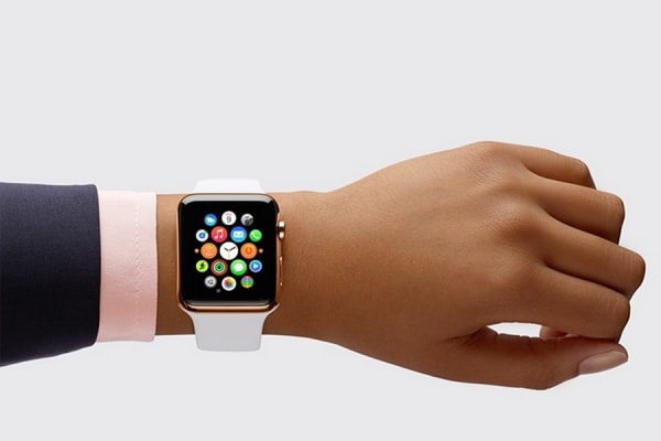 Bộ đàm trên Apple Watch có một số khác biệt so với các bộ đàm thật